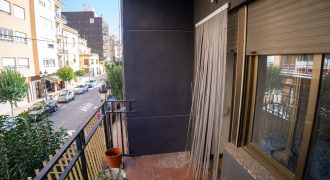 1º Piso con ascensor en la Avenida de la Constitución de Onil